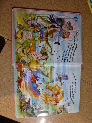 La sirenita (Cuentos rosas brillantes/ Sparklin...