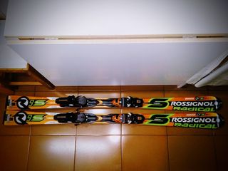 ESQUIS 150 cm. CARVING. ALL MOUNTAIN.