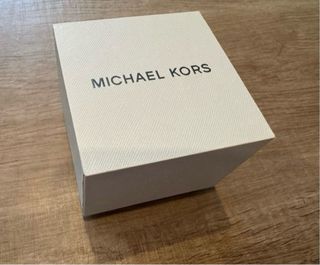 Caja Michael Kors