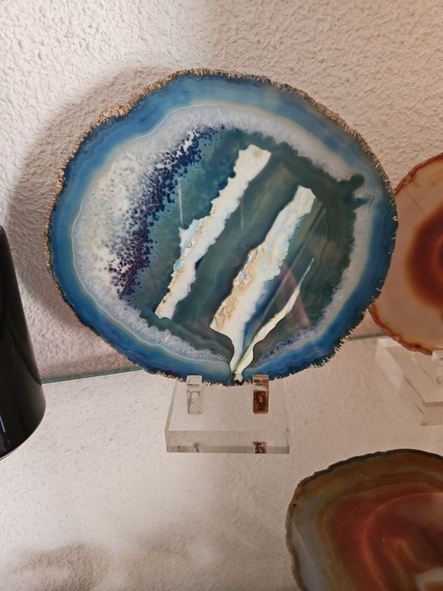 Ágatas y Cenicero Decorativo