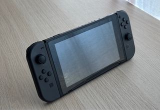 Nintendo Switch Gris + FIFA 20
