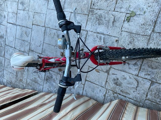 Bicicleta Qūer junior 16 pulgadas