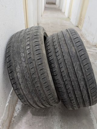 Neumáticos de coche usados