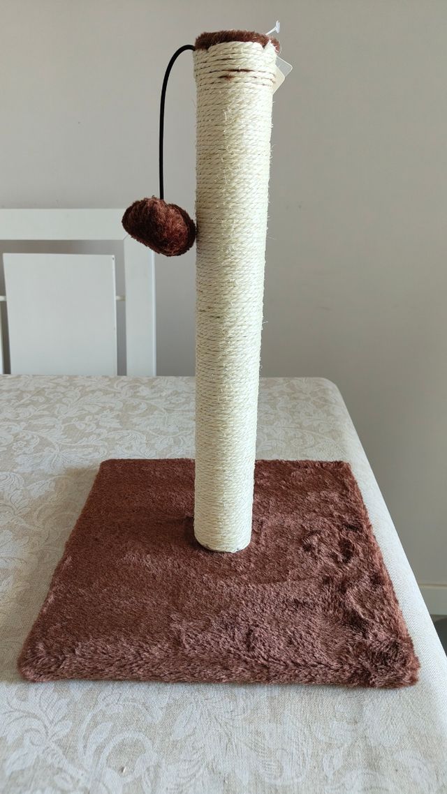 Juguete Rascador para Gato con Bola