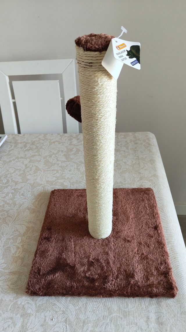 Juguete Rascador para Gato con Bola