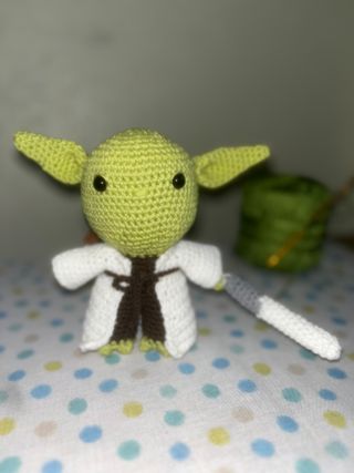 Mini Yoda Amigurumi hecho a mano