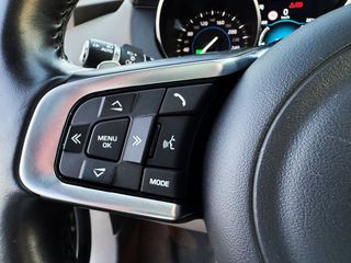 Jaguar F-Pace 2.0L i4D AWD AUTOMÁTICO 180cv RSPORT con TECHO PANORÁMICO... 