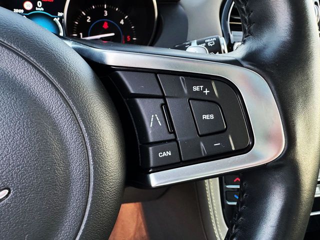 Jaguar F-Pace 2.0L i4D AWD AUTOMÁTICO 180cv RSPORT con TECHO PANORÁMICO...