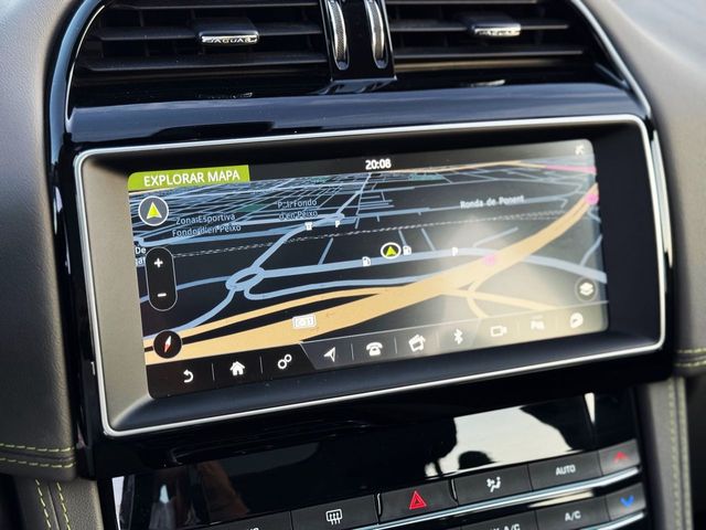 Jaguar F-Pace 2.0L i4D AWD AUTOMÁTICO 180cv RSPORT con TECHO PANORÁMICO...