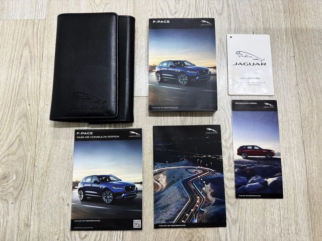 Jaguar F-Pace 2.0L i4D AWD AUTOMÁTICO 180cv RSPORT con TECHO PANORÁMICO...