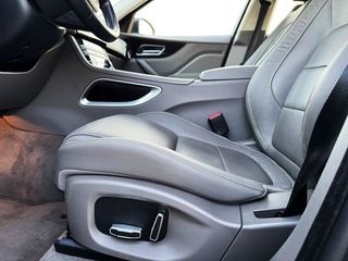 Jaguar F-Pace 2.0L i4D AWD AUTOMÁTICO 180cv RSPORT con TECHO PANORÁMICO...