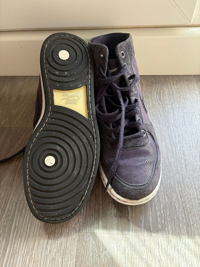Botines Nike Morados Talla 37.5