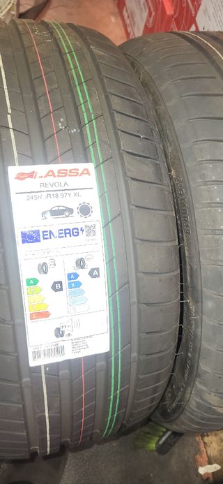 245/40/18 Neumáticos Lassa Revola 245 40 R18 97Y