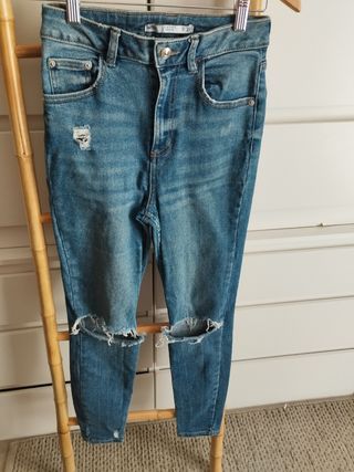Vaqueros pitillo H&M y Lefties