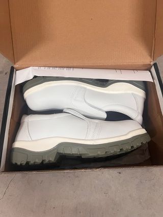 Zapatos de seguridad blancos