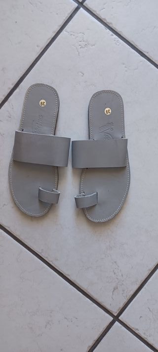 Sandali infradito Virreina Tg 39