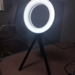 Aro de luz con trípode y soporte móvil