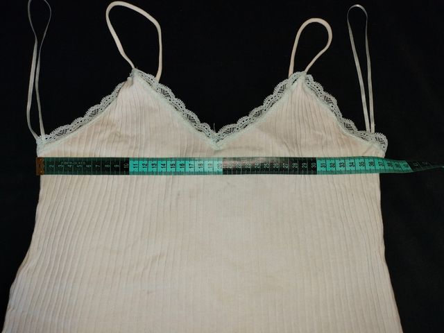 Top Lefties azul agua con encaje