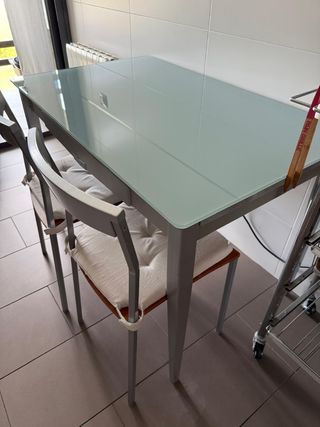 Mesa de cocina cristal y metal