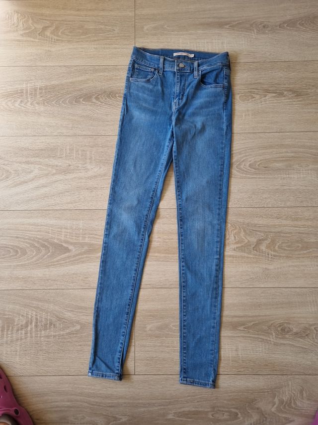 Pantalón vaquero Levis niña azul