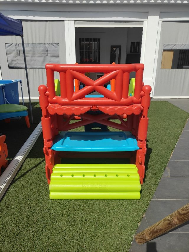 Tobogán Feber Árbol