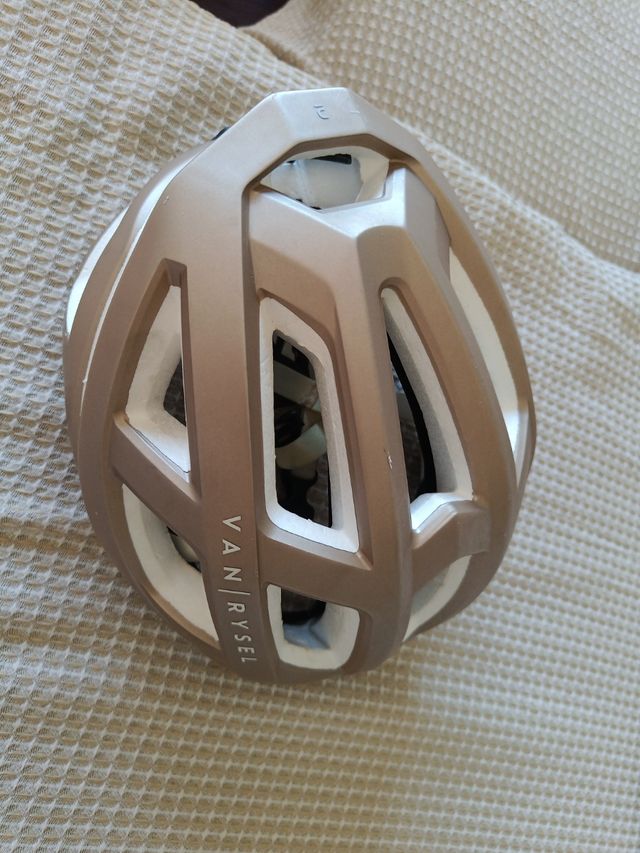 Casco Van Rysel Dorado