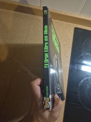 El gran libro del miedo: 20 + 1 relatos para te...