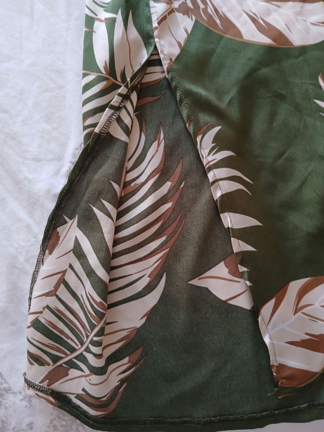 Vestido largo estampado hojas