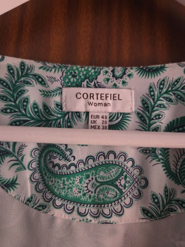 Vestido verde e branco para eventos