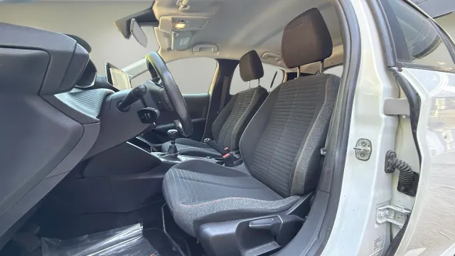 Peugeot 208 BlueHDi Active 