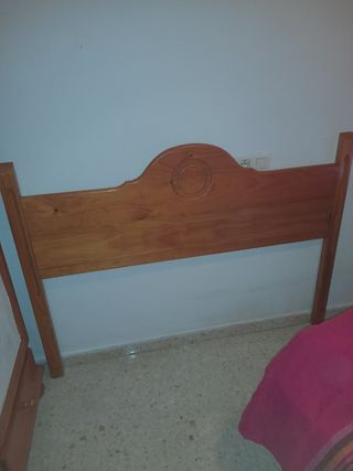 Cabecero de madera provenzal