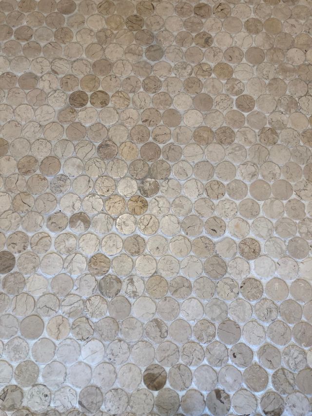 Suelo piedra natural enmallada TRIP