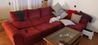 Sofá modular rojo de tela
Chaiselongue