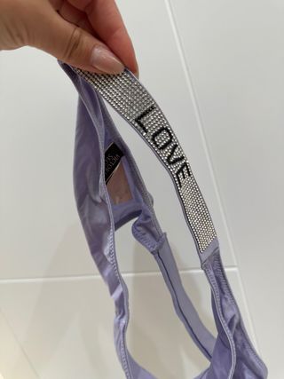 Tanga Victoria Secret Morado