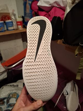 Tenis Nike Niños Blancos para jugar al tenis