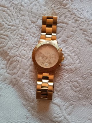 Reloj Invicta Dorado Cronógrafo Unisex