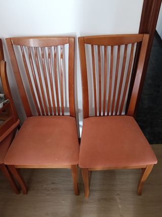 6 Sillas de Comedor Madera , 40€ todos
