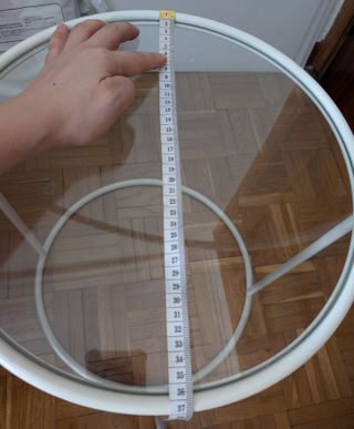 Mesita auxiliar redonda con vidrio