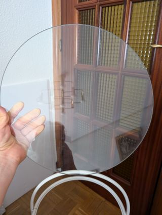 Mesita auxiliar redonda con vidrio