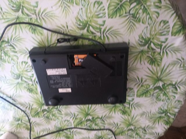 Radio Despertador Thomson Negra