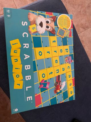 Scrabble Junior Juego de Palabras Cruzadas