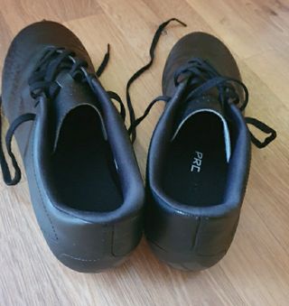 Botas de fútbol azul 