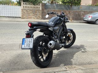 Yamaha XSR 125 (2022) COMO NUEVA - Carnet Coche/A1
