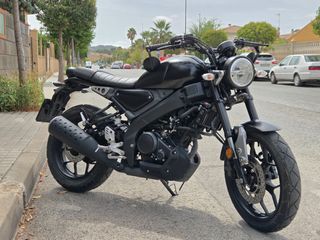 Yamaha XSR 125 COMO NUEVA - Carnet Coche/A1