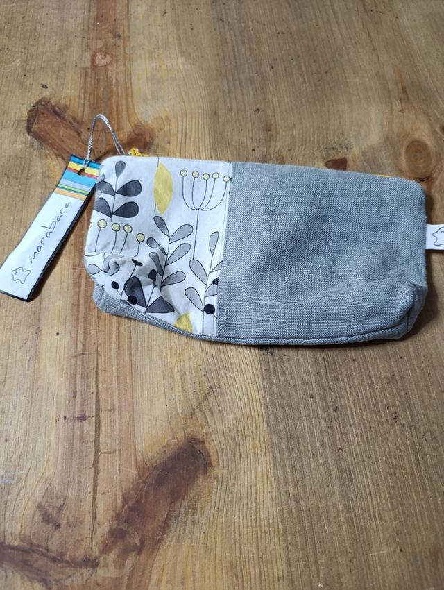 Borsa da toilette Marabara con stampa floreale