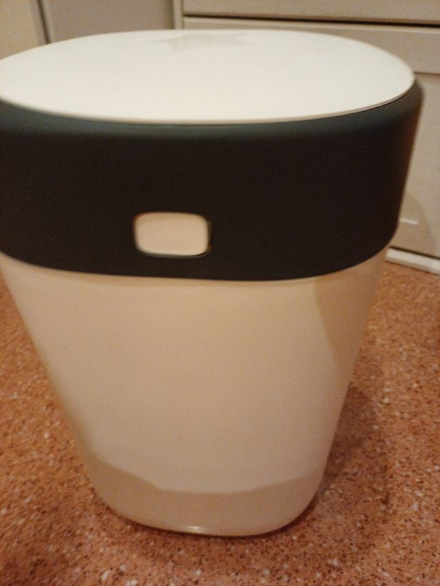 Papelera para pañales Tommee Tippee