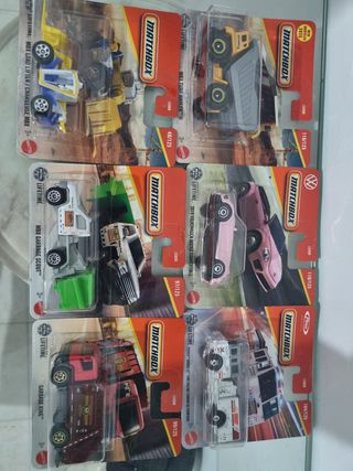 Coleção Matchbox: 4 Carrinhos