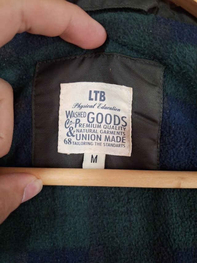 Abrigo LTB Negro con Forro a Cuadros