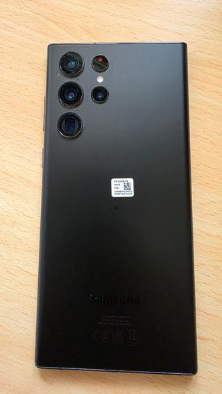 Samsung Galaxy S22 Ultra Black + accessori