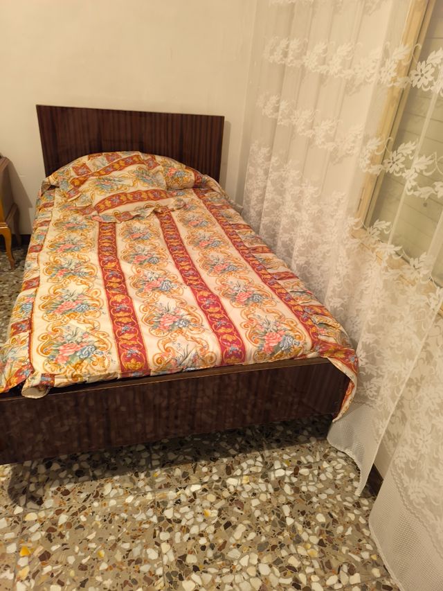 Cama 1'05 Madera y Tela